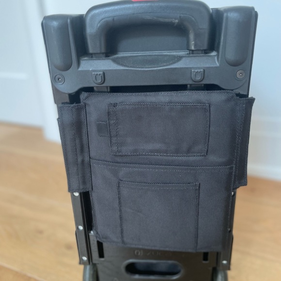 Makeup forever Pro Artist makeup bag. - Picture 3 of 7